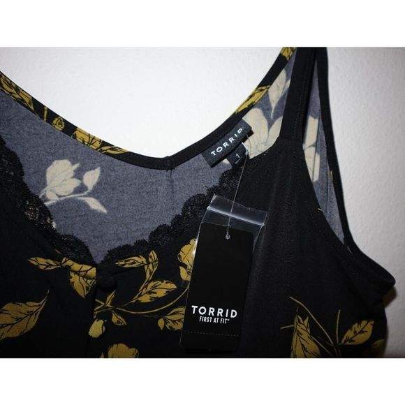 Torrid Women's Sz 1 (1X) (14-16) Black & Gold Floral Kity Spaced Swing Camisole - Picture 4 of 6